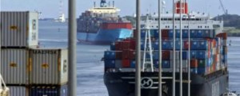 Explosivo aumento del costo de los fletes desde China amenaza stocks de productos de cara a Navidad