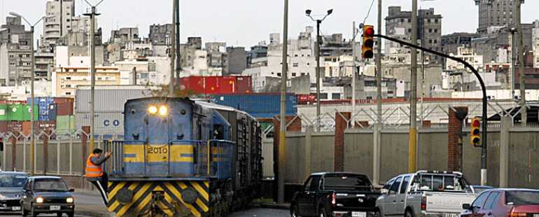 Multinacional uruguaya usará la misma línea de tren que UPM para llevar cargas al puerto